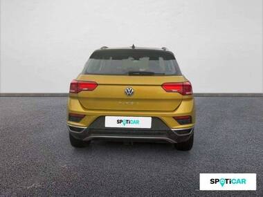 VOLKSWAGEN T-Roc Essence