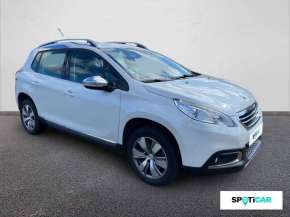 PEUGEOT 2008 Essence